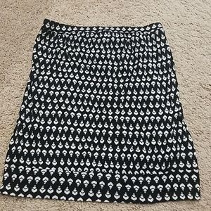 Black and white patterned tube top